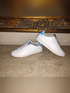 Nike Court Royale White Low-Top Sneakers with Light Blue Heel Tab